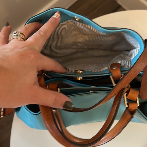 Dooney and Bourke purse - Picture 5 of 7